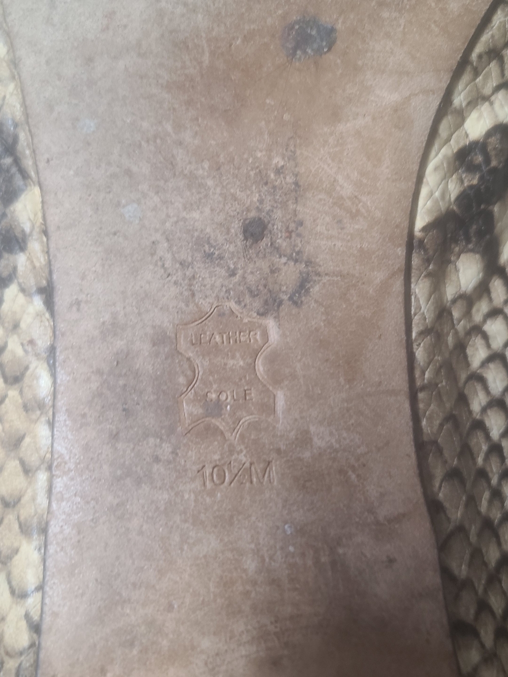 AUTHENTIC TORY BURCH - Picture 2 of 4